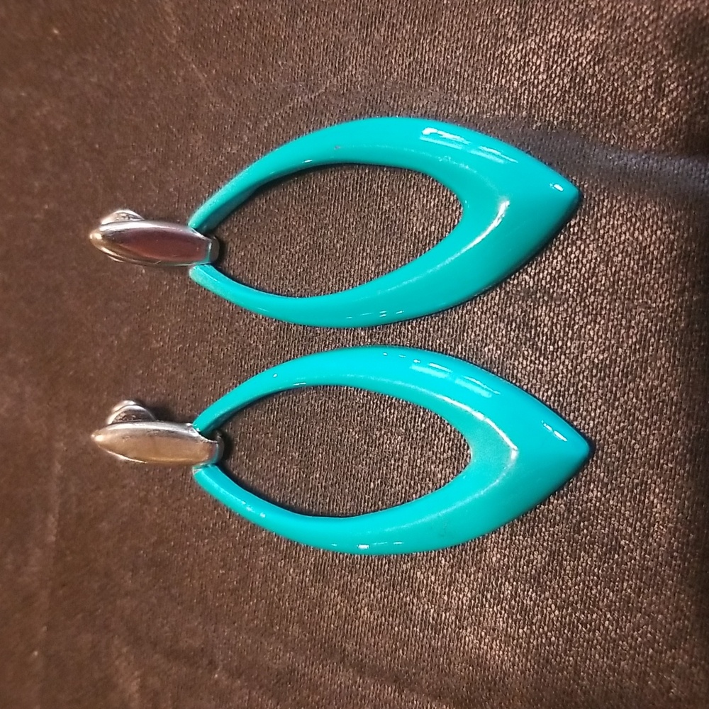 Vintage Teal and Silver Tone Earrings